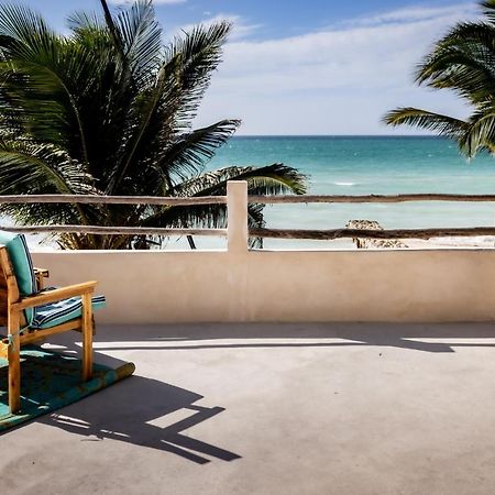 Oceanfront Casita Coral Lägenhet Chelem Exteriör bild