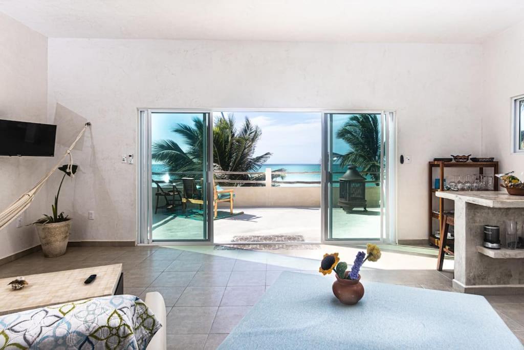 Oceanfront Casita Coral Lägenhet Chelem Exteriör bild