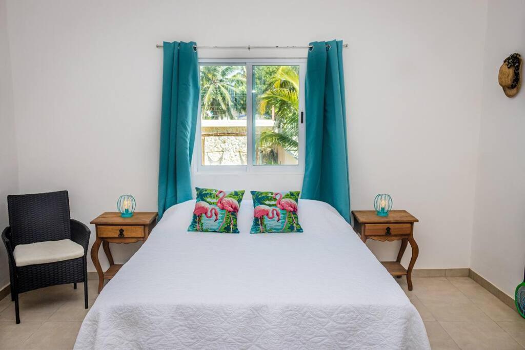 Oceanfront Casita Coral Lägenhet Chelem Exteriör bild